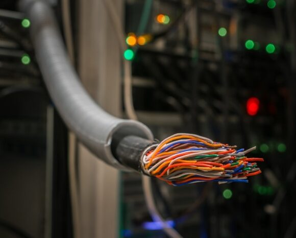 Physische Sicherheit im Rahmen umfassender Sicherheitslösungen