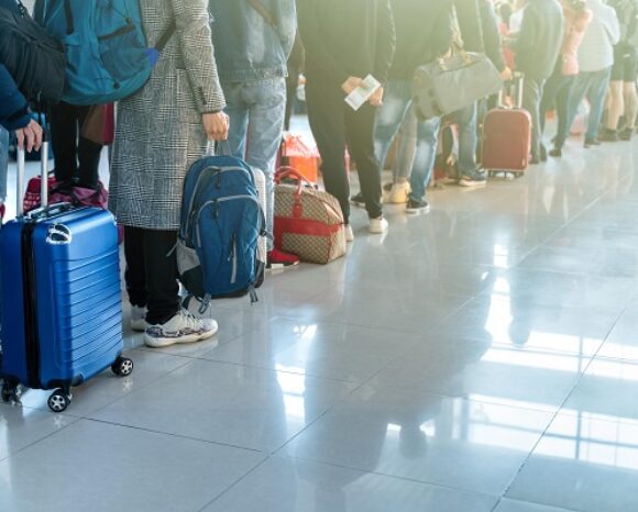 Flughafen Warteschlange