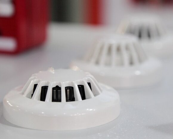 Fire detectors is an smoke sensors - fire fighting equipment for firefighting system