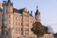 Das Schweriner Schloss vereint Historie und Moderne.