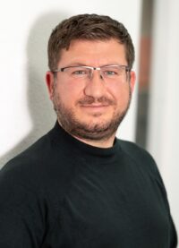 Gandhi Gabriel, Gründer und Geschäftsführer der SSB – Sicherheit, Service, Beratung GmbH.