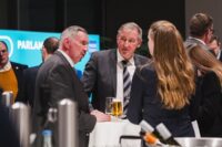 Beim Parlamentarischen Abend in der Deutschen Parlamentarischen Gesellschaft in Berlin brachte die EUDEX 120 hochrangige Vertreter aus Politik, Diplomatie, Militär, Verwaltung und Industrie zusammen, um zentrale Fragen der europäischen Sicherheitsarchitektur zu diskutieren.